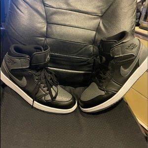 Jordan 1 Smoke Gray & Black Size 12 9.8/10